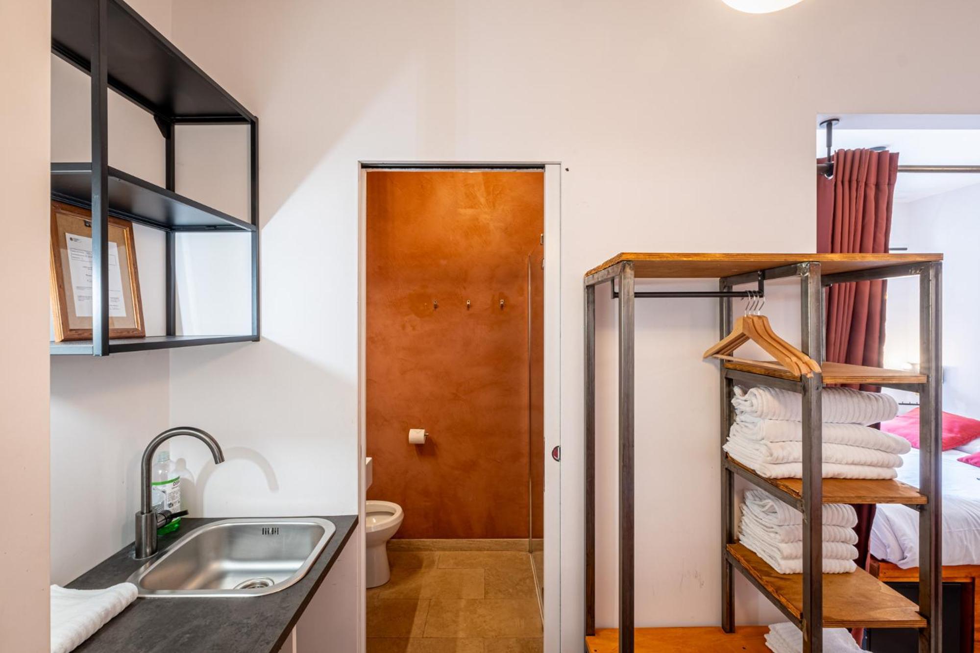 Mytinyhome Festina Lente Pensión